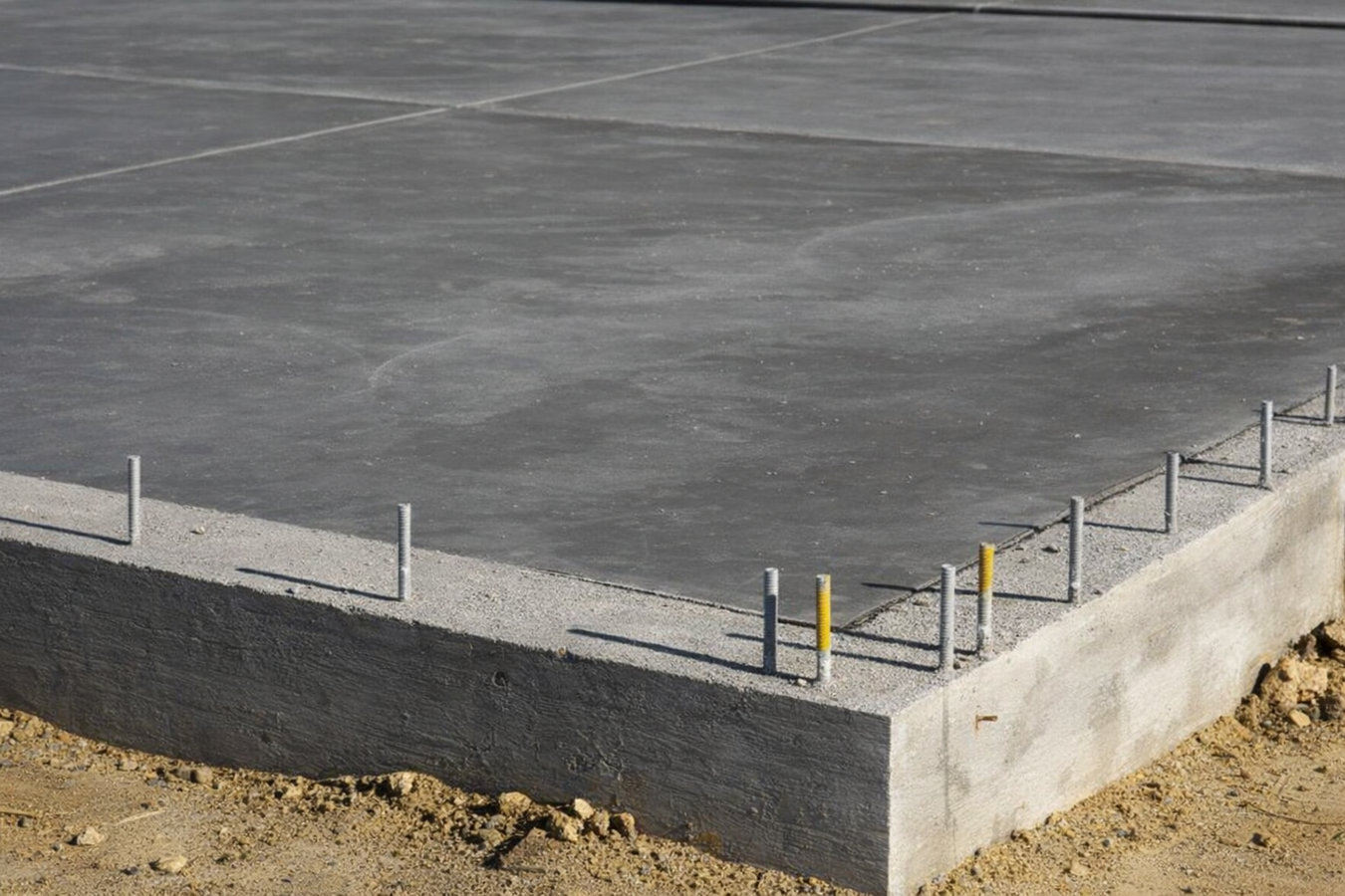 Slab foundation building